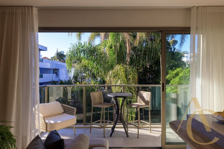 Apartamento duplex à venda – 2 suítes – Decorado – João Paulo – Florianópolis/SC.