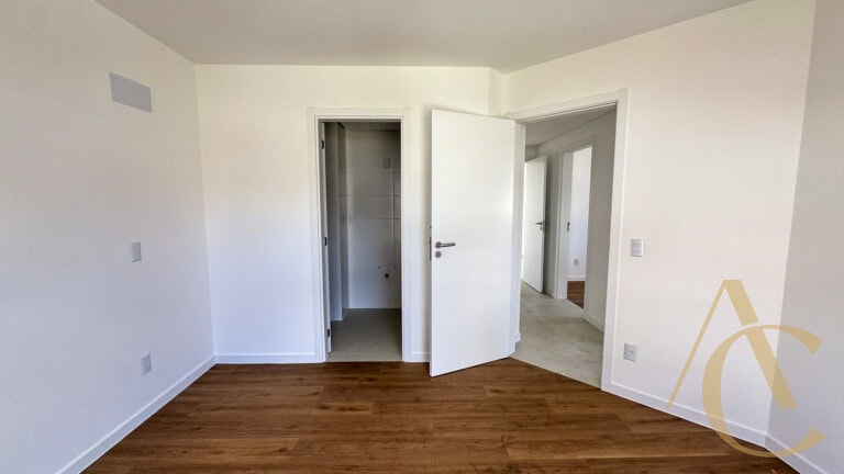 Apartamento à venda – 03 quartos sendo 01 suíte – Estreito, Florianópolis/SC.