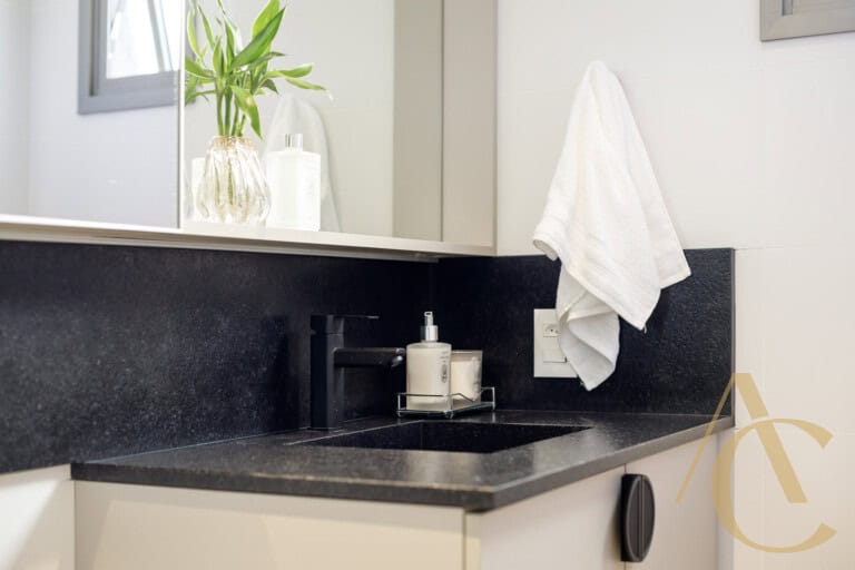 Apartamento duplex à venda – 2 suítes – Decorado – João Paulo – Florianópolis/SC.