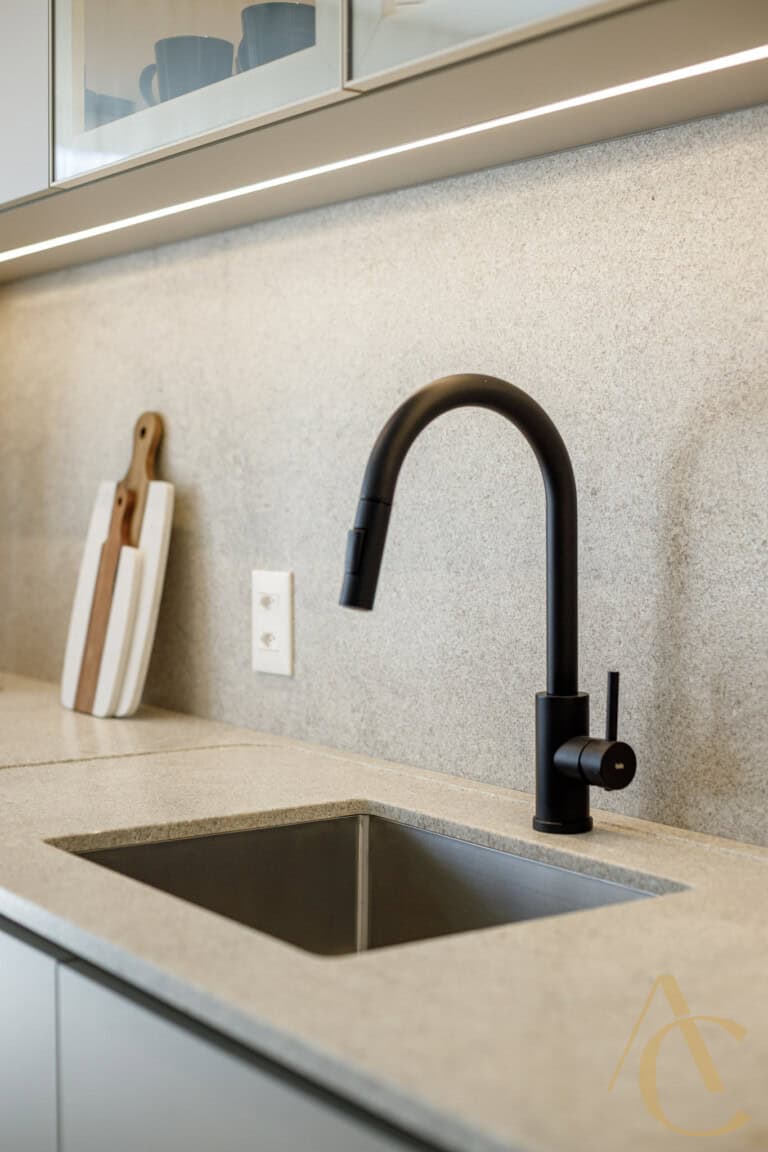 Apartamento duplex à venda – 2 suítes – Decorado – João Paulo – Florianópolis/SC.