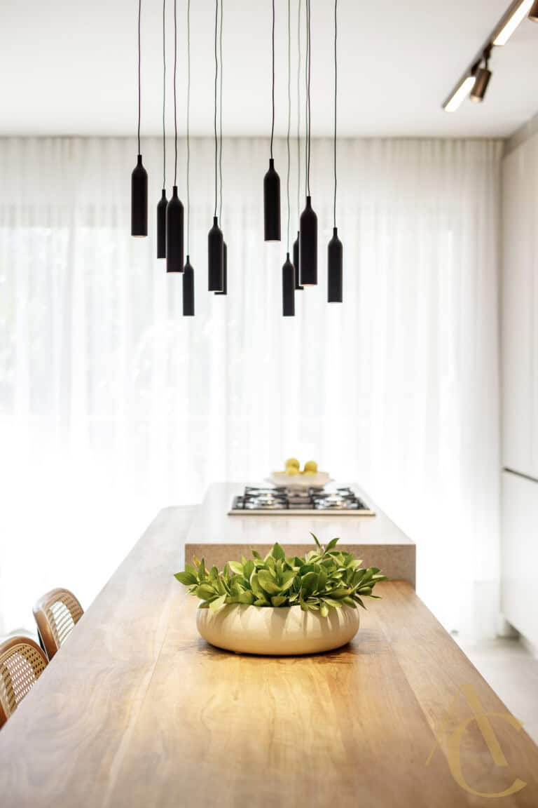 Apartamento duplex à venda – 2 suítes – Decorado – João Paulo – Florianópolis/SC.