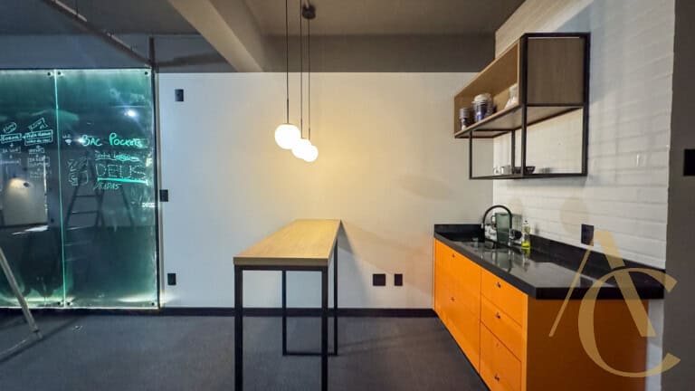 Sala para alugar – 130,71m² – Centro – Florianópolis/SC.