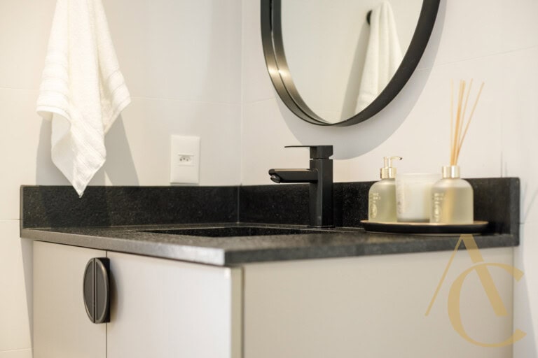 Apartamento duplex à venda – 2 suítes – Decorado – João Paulo – Florianópolis/SC.