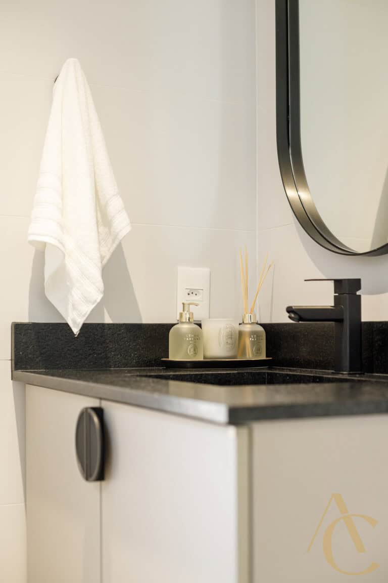 Apartamento duplex à venda – 2 suítes – Decorado – João Paulo – Florianópolis/SC.