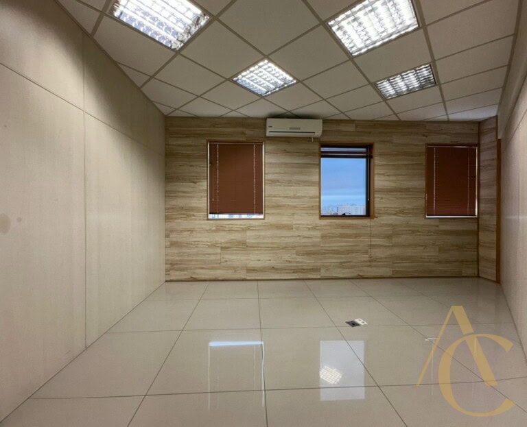 Sala à venda – 344,83m² – Barreiros – São José /SC.