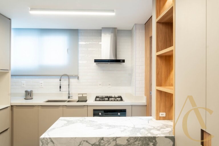 Apartamento à venda -3 quartos sendo 2 suítes – Centro | Florianópolis/SC