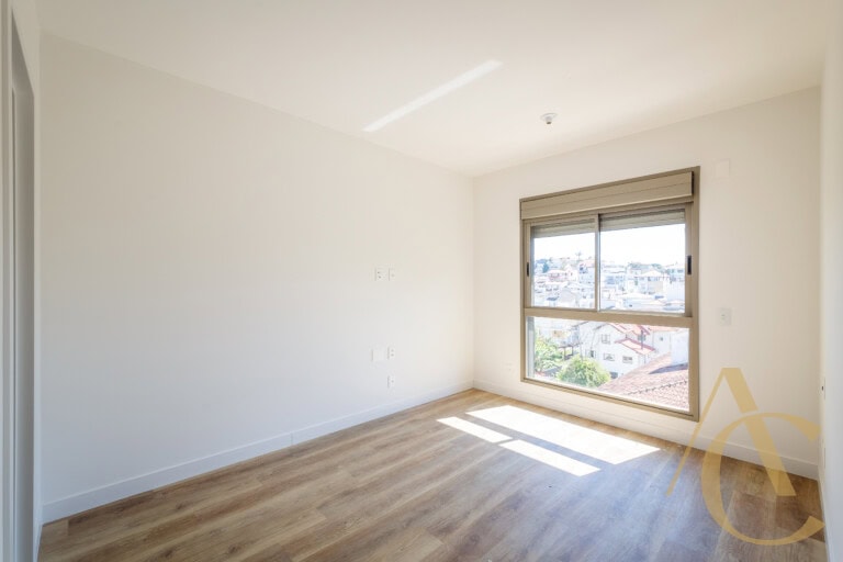 Apartamento à venda – 2 quartos sendo 1 suíte – João Paulo, Florianópolis/SC.