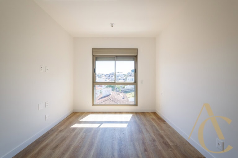 Apartamento à venda – 2 quartos sendo 1 suíte – João Paulo, Florianópolis/SC.