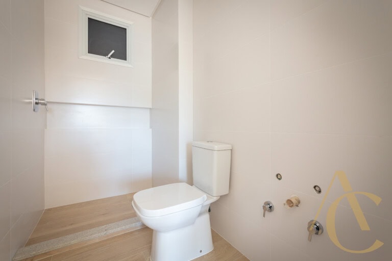 Apartamento à venda – 2 quartos sendo 1 suíte – João Paulo, Florianópolis/SC.