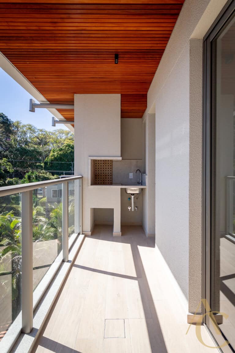Apartamento à venda – 2 quartos sendo 1 suíte – João Paulo, Florianópolis/SC.