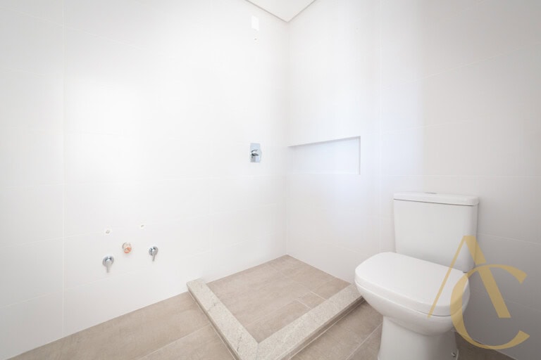 Apartamento duplex à venda – 2 suítes – João Paulo – Florianópolis/SC.