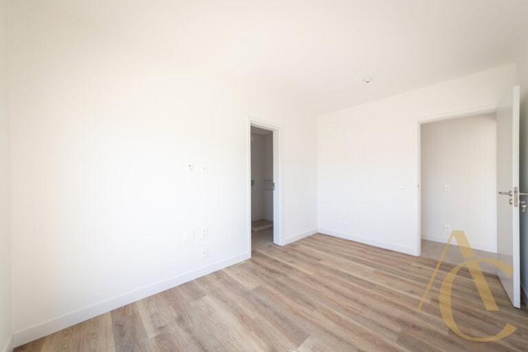 Apartamento duplex à venda – 2 suítes – João Paulo – Florianópolis/SC.