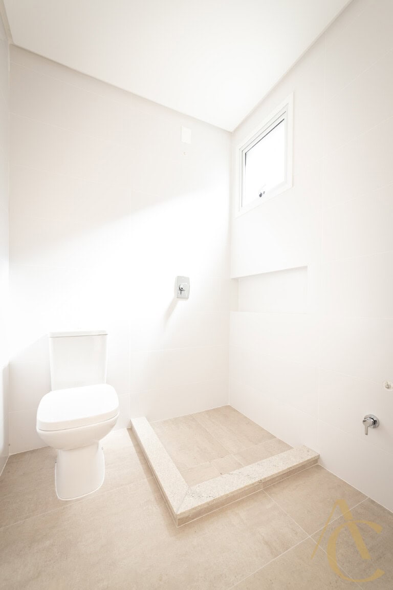 Apartamento duplex à venda – 2 suítes – João Paulo – Florianópolis/SC.