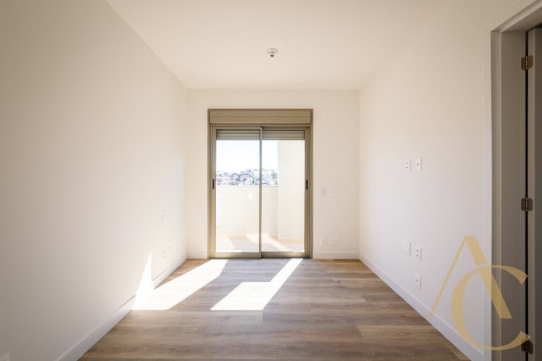 Apartamento duplex à venda – 2 suítes – João Paulo – Florianópolis/SC.