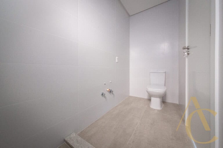 Apartamento duplex à venda – 3 quartos sendo 1 suíte – João Paulo – Florianópolis/SC.