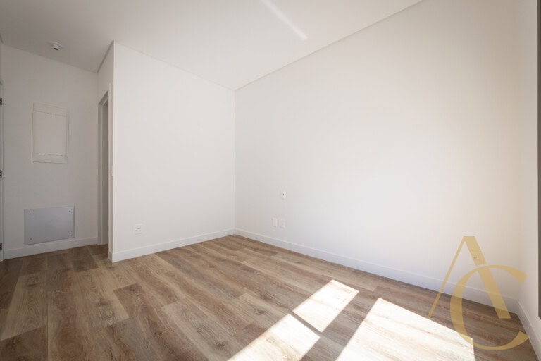 Apartamento duplex à venda – 2 suítes – João Paulo – Florianópolis/SC.