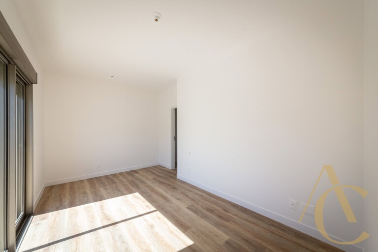 Apartamento duplex à venda – 2 suítes – João Paulo – Florianópolis/SC.