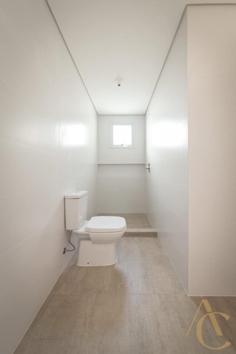 Apartamento duplex à venda – 2 suítes – João Paulo – Florianópolis/SC.