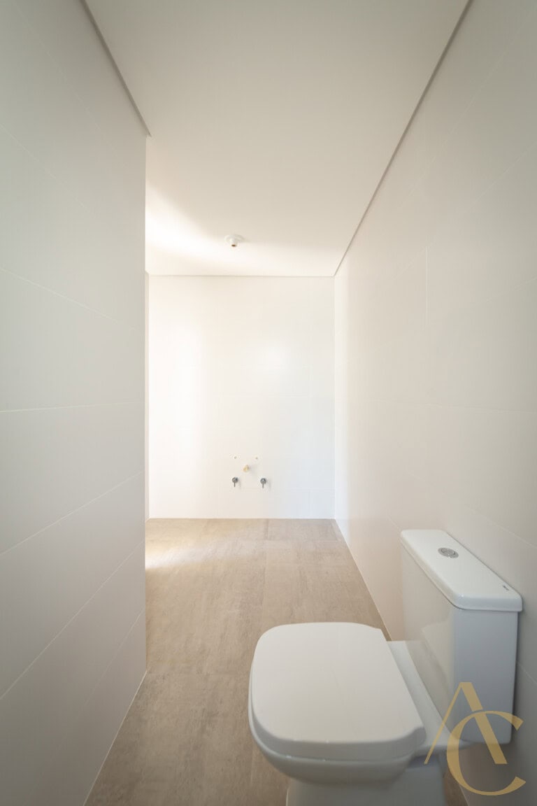 Apartamento duplex à venda – 2 suítes – João Paulo – Florianópolis/SC.