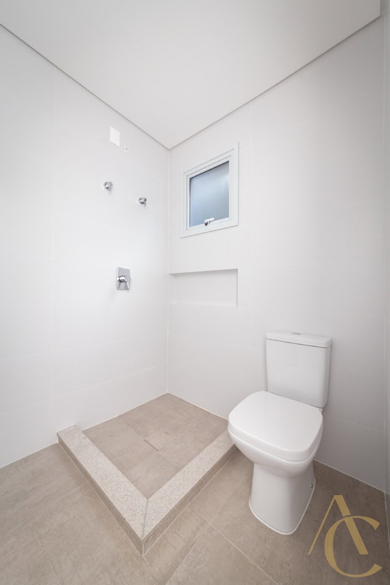 Apartamento duplex à venda – 2 suítes – João Paulo – Florianópolis/SC.