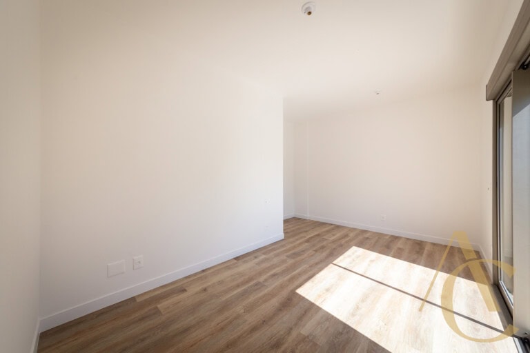 Apartamento duplex à venda – 2 suítes – João Paulo – Florianópolis/SC.