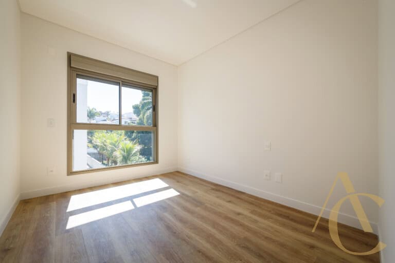 Apartamento duplex à venda – 2 suítes – João Paulo – Florianópolis/SC.