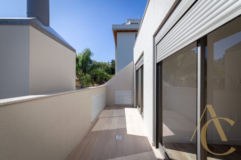 Apartamento duplex à venda – 2 suítes – João Paulo – Florianópolis/SC.