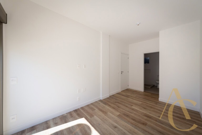 Apartamento duplex à venda – 2 suítes – João Paulo – Florianópolis/SC.