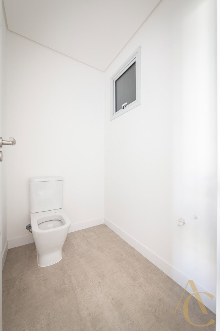 Apartamento duplex à venda – 2 suítes – João Paulo – Florianópolis/SC.