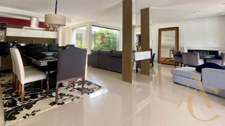 Casa à venda – 3 suítes – João Paulo – Florianópolis/SC.