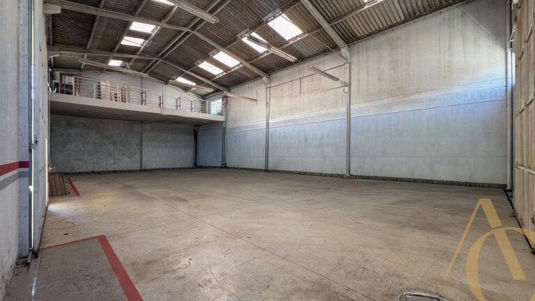 Galpão para alugar – 320,00m² – Areias | São José/SC