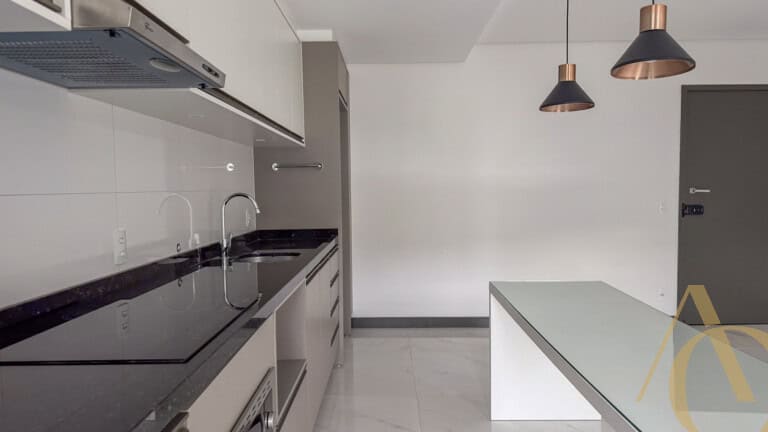 Apartamento para locação – 2 quartos sendo 1 suíte – Saco dos Limões | Florianópolis/SC.