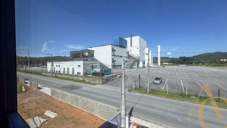 Galpão para alugar – 268,15m²  – Sertão do Maruim – São José/SC.