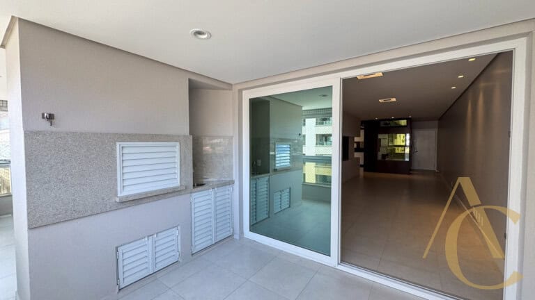 Apartamento para alugar – 1 suíte e 2 demi-suítes – Agronômica | Florianópolis/SC.