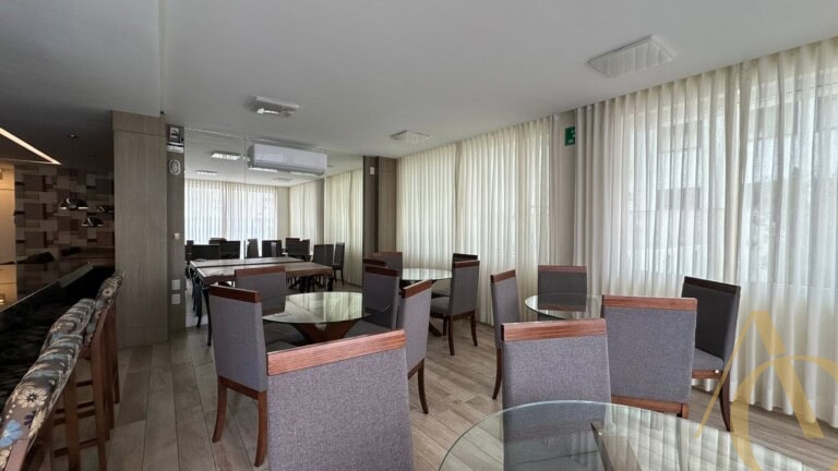 Apartamento à venda – 3 suítes – 3 vagas –  Centro | Florianópolis/SC.