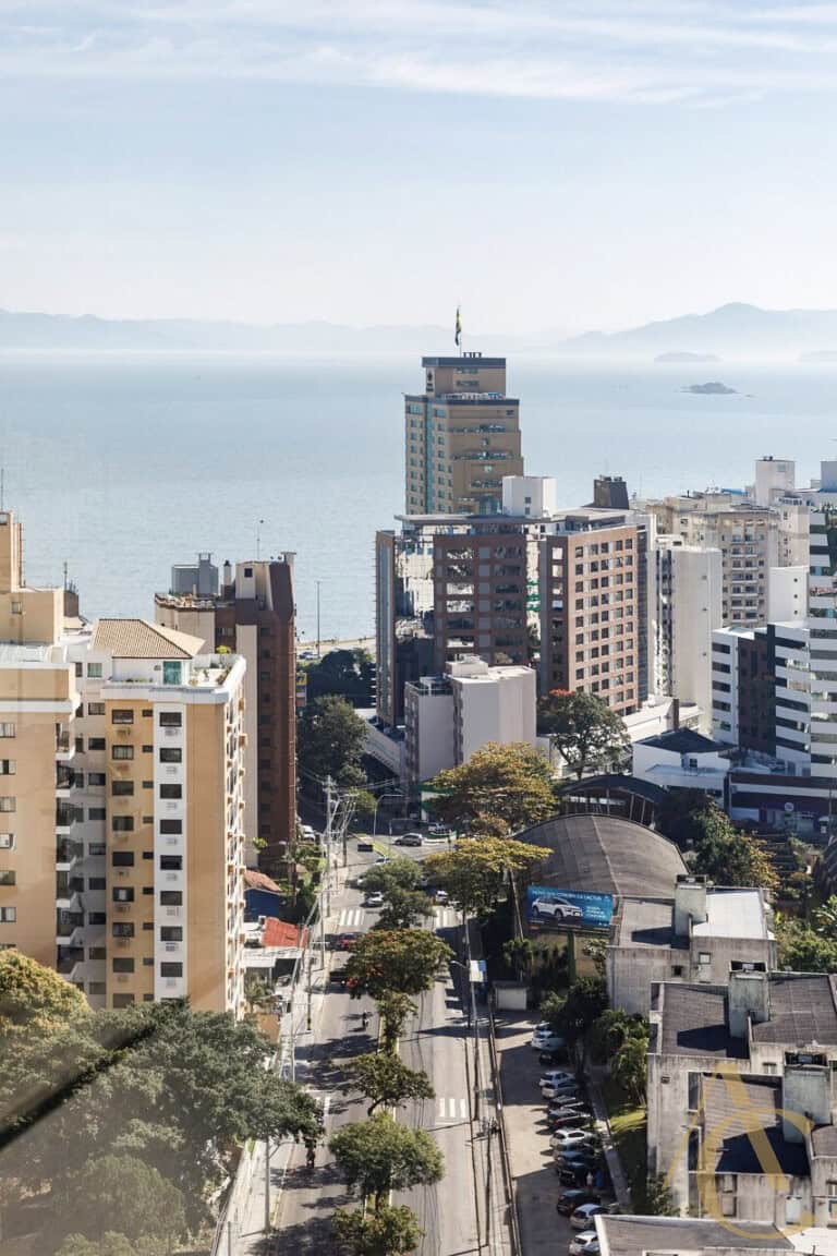 Apartamento à venda, com 73,47m² – Centro – Florianópolis, SC.
