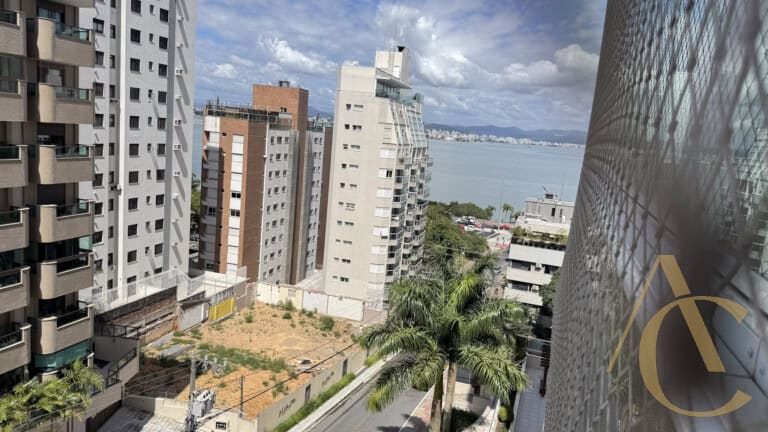 Apartamento para alugar – 1 suíte e 2 demi-suítes – Agronômica | Florianópolis/SC.