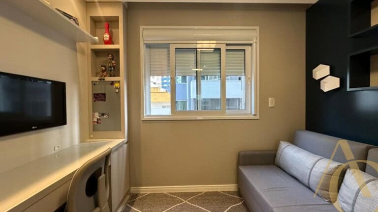 Apartamento à venda – 3 suítes – 3 vagas –  Centro | Florianópolis/SC.