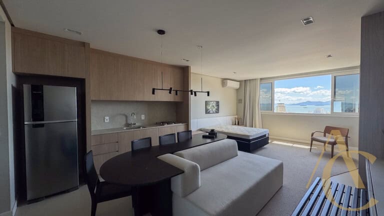 Studio para locação – Mobiliado – Centro | Florianópolis/SC.