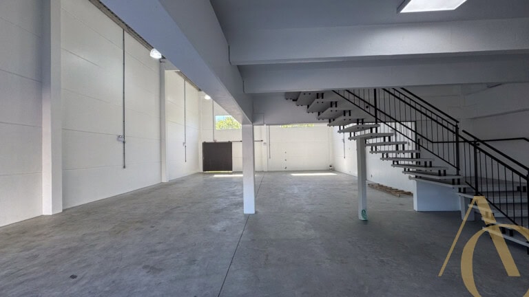 Galpão para alugar – 268,15m²  – Sertão do Maruim – São José/SC.