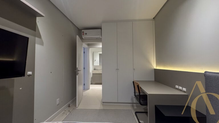 Apartamento para alugar – 2 quarto sendo 1 suíte, Centro – Florianópolis, SC.