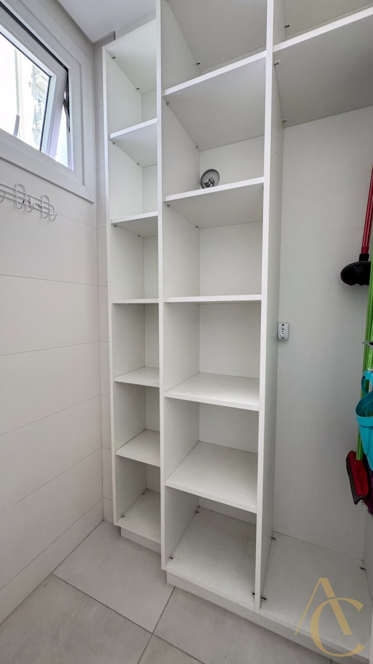 Apartamento para alugar – 1 suíte e 2 demi-suítes – Agronômica | Florianópolis/SC.