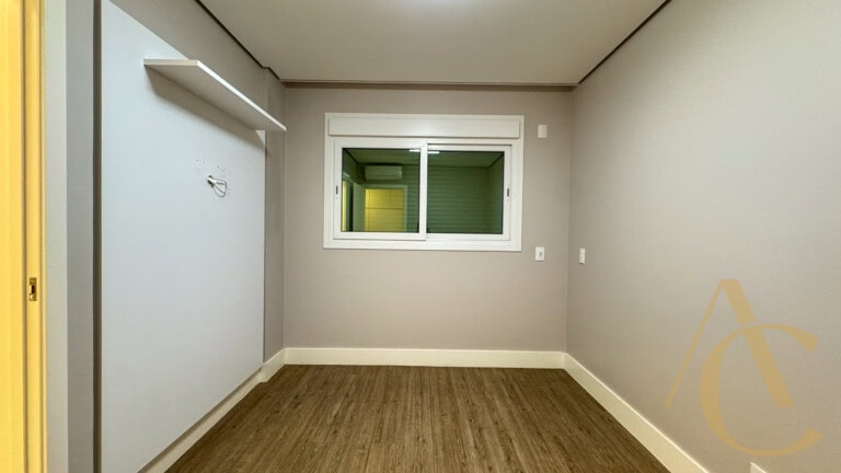 Apartamento para alugar – 1 suíte e 2 demi-suítes – Agronômica | Florianópolis/SC.