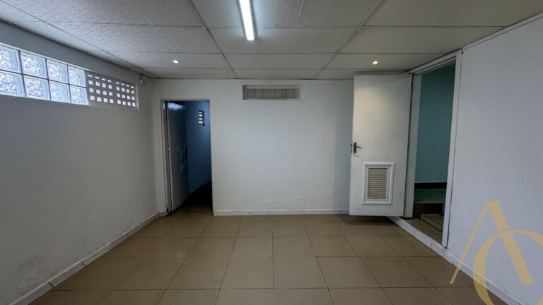 Galpão para alugar – 520,00m² – Ipiranga | São José/SC.