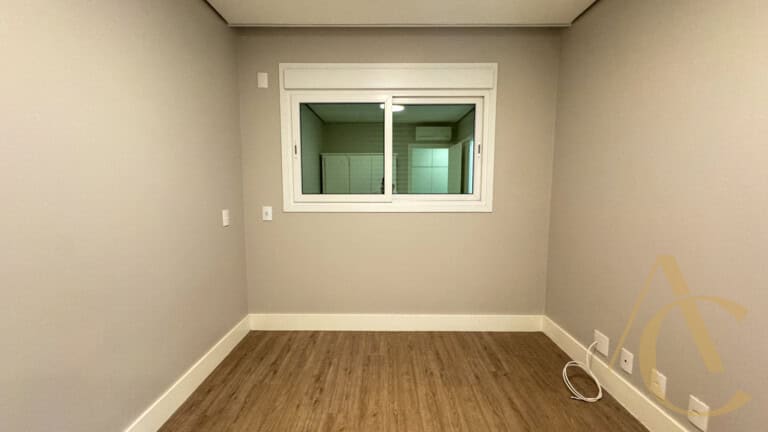 Apartamento para alugar – 1 suíte e 2 demi-suítes – Agronômica | Florianópolis/SC.