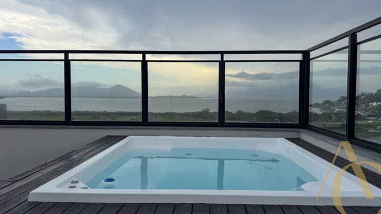 Apartamento para locação – 2 quartos sendo 1 suíte – Saco dos Limões | Florianópolis/SC.