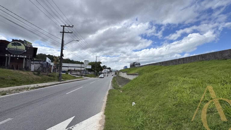 Galpão à venda – 930,00m² – Jardim Janaina, Biguaçu/SC.