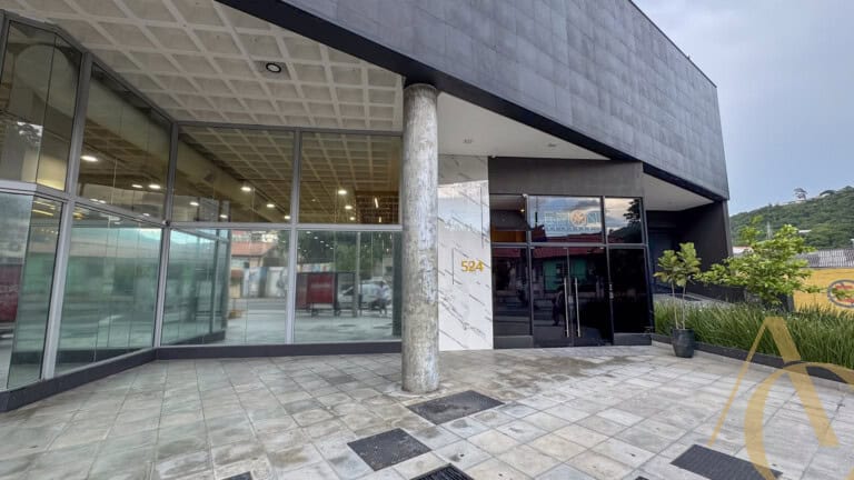 Apartamento para locação – 2 quartos sendo 1 suíte – Saco dos Limões | Florianópolis/SC.