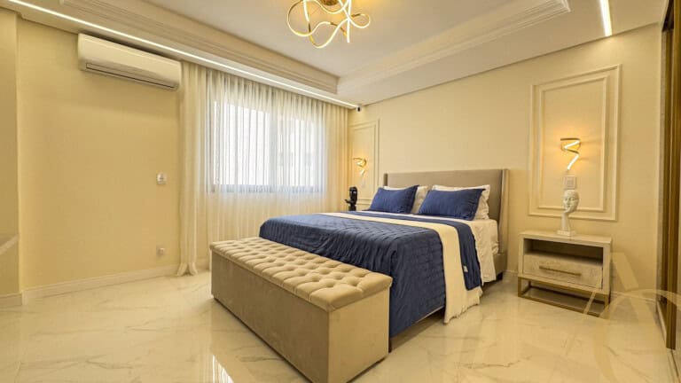 Apartamento à venda – 3 quartos sendo 2 suítes – Centro | Florianópolis/SC.