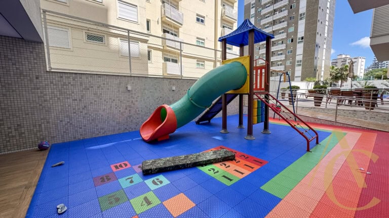 Apartamento para alugar – 1 suíte e 2 demi-suítes – Agronômica | Florianópolis/SC.